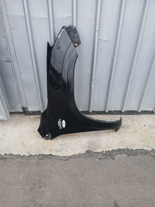 Десен калник Toyota Rav4 2010