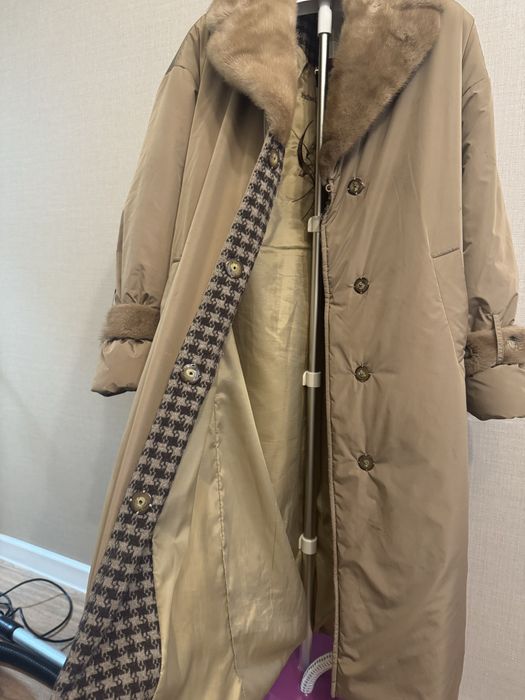 Продам женский пуховик