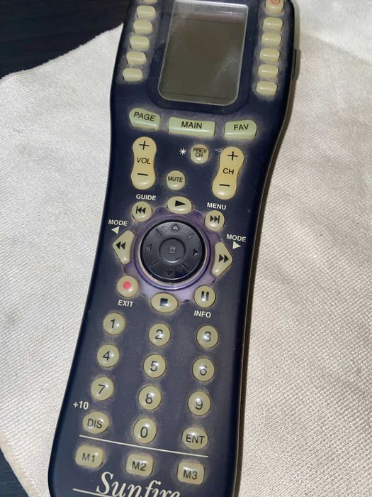 Продам аудио предварительный усилитель Sunfire Grand Processor Theatre