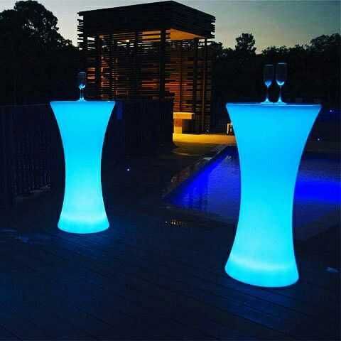 PROMOTIE_Mese cocktail, stand-up, sampanie, receptie, evenimente