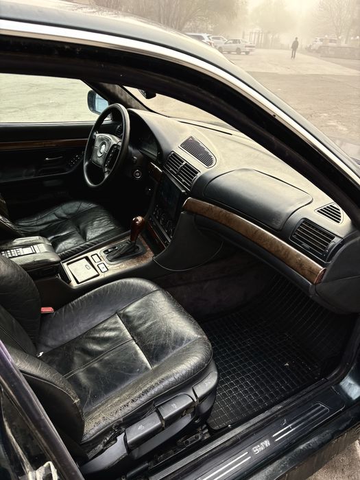 Продается BMW e38