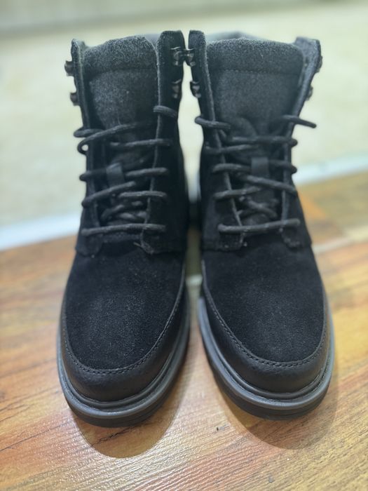 Велурени боти CLARKS 35