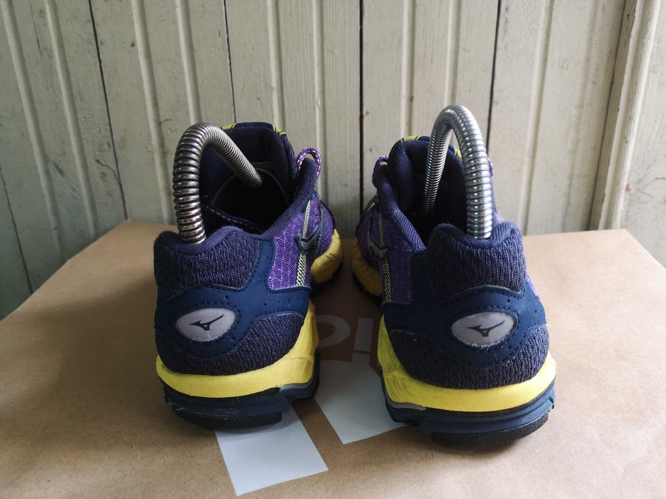 ''Mizuno Wave Ascend 8 ''оригинални маратонки 38 номер