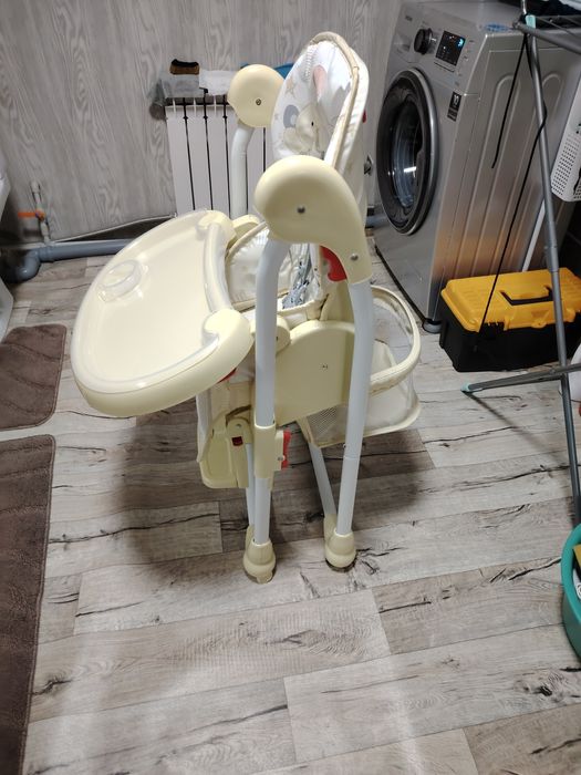 Продам стульчик для кормления