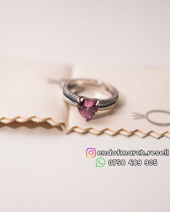 Inel Pandora Sparkling Elevated Heart (inima roz)