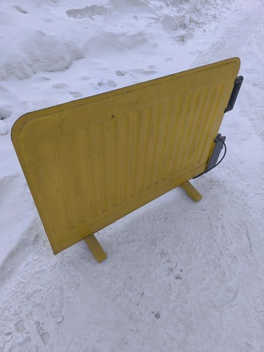 Продам масляный электрообогреватель.