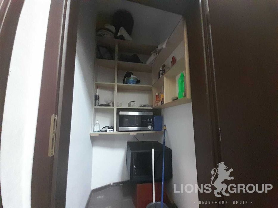 Офис, 55кв., Базар Левски!