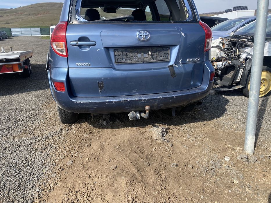 Carlig Tractare remorca toyota rav4