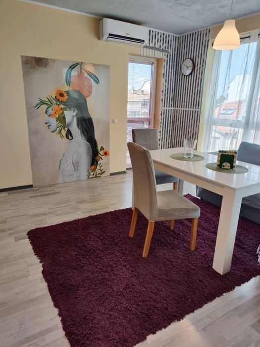 Дава се под наем Двустаен апартамент в София, Триъгълника - 56 кв.м за 570 € - Снимка #2