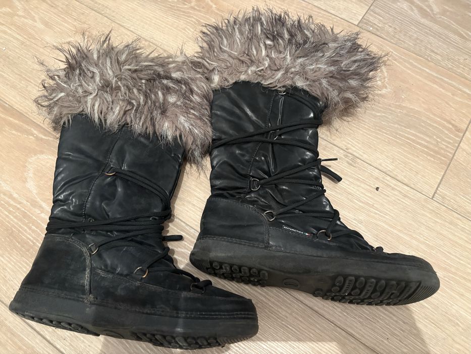 Продается детская обувь