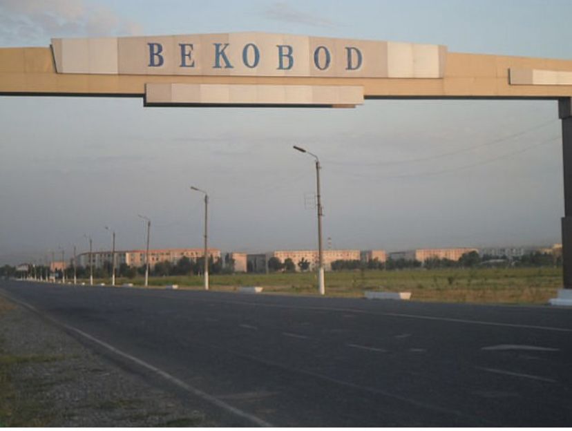 Бекабад ташкентская область. Ташкент бекабад. Бекабад узбекистан. Узбекистан город бекабад 11 микрорайон. Г бекабад ташкентская область узбекистан.