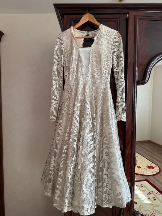 Rochie elegantă/ Rochie de nuntă/ Rochie de bal