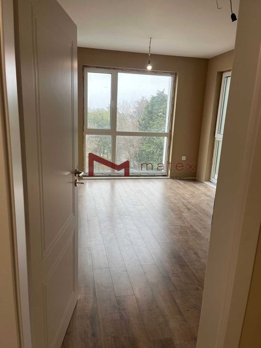 Продава се Двустаен апартамент в к.к. Св.Св. Константин и Елена - 65 кв.м за 2600 €/кв.м - Снимка #4