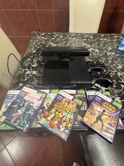 Vand Xbox 360 ! KINECT .