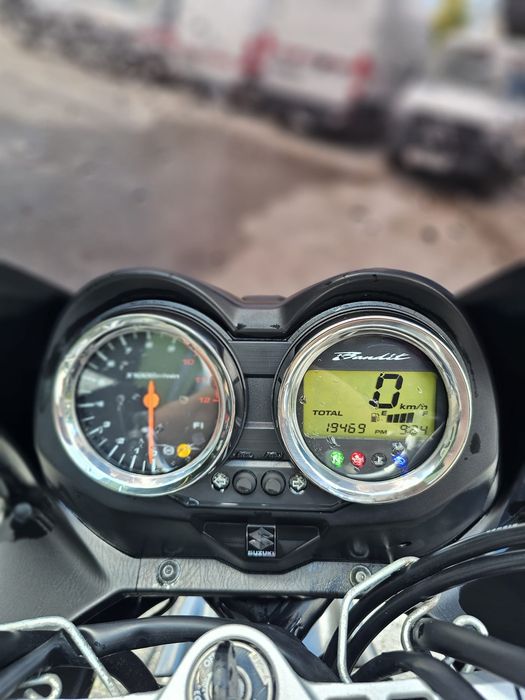 Vând suzuki bandit1250s