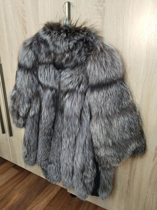 Шуба чернобурка.