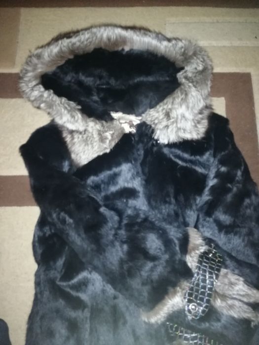 Продаю полушубок из меха кролика