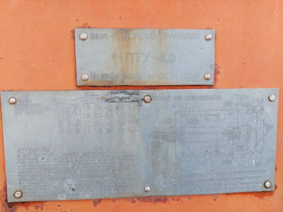 Mig gunoi/remorca de imprastiat gunoi de 6 tone