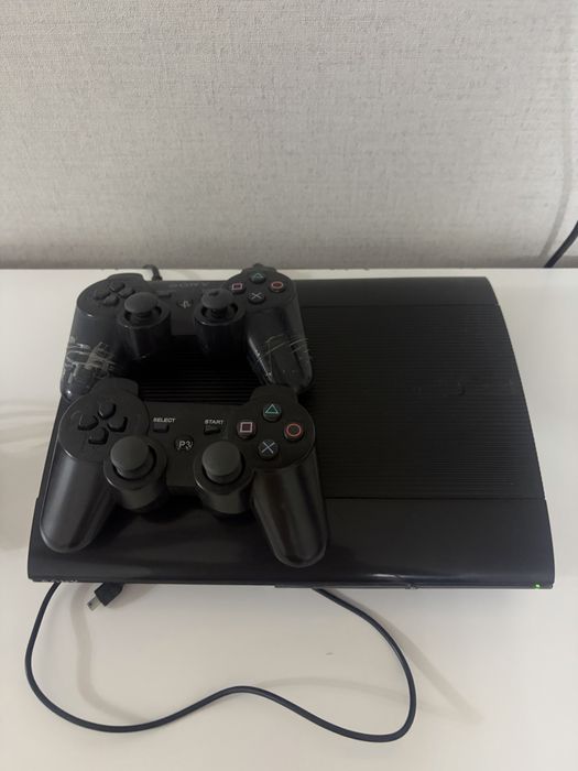Продам Sony PlayStation 3 slim