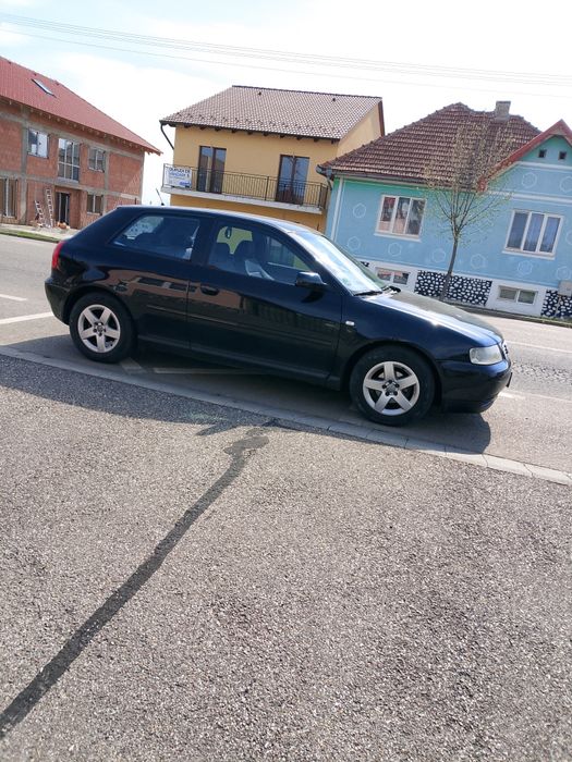 Audi A3  1.6 Benzina