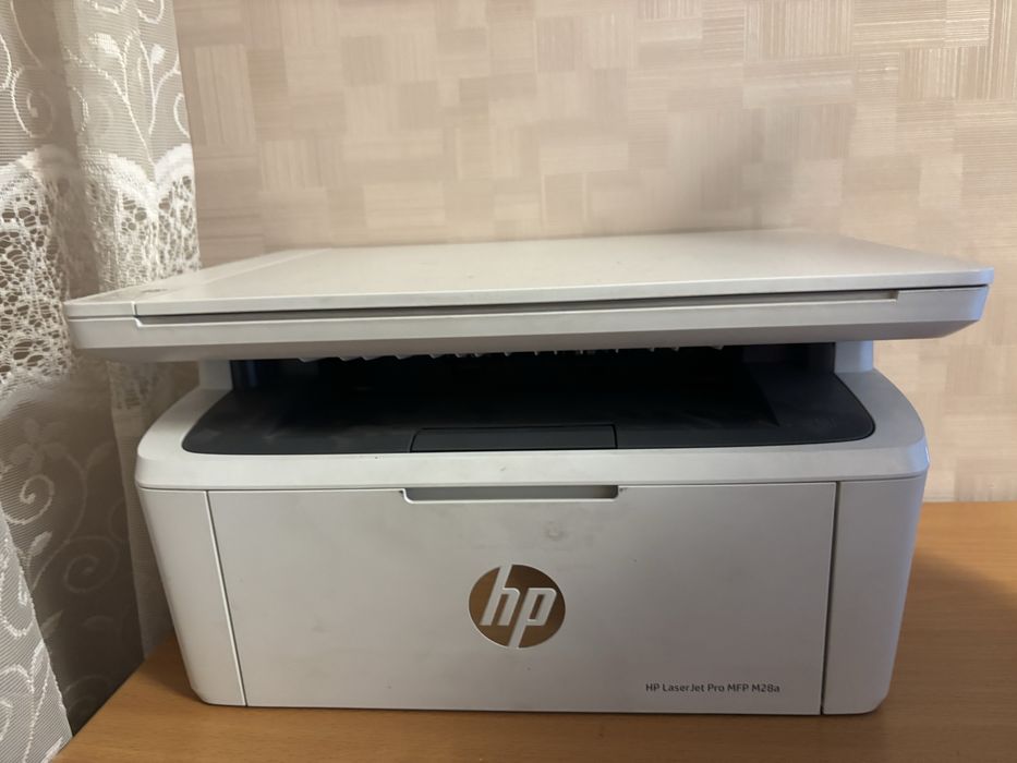 HP LaserJet Pro MFP M28a (принтер / сканер / копир)