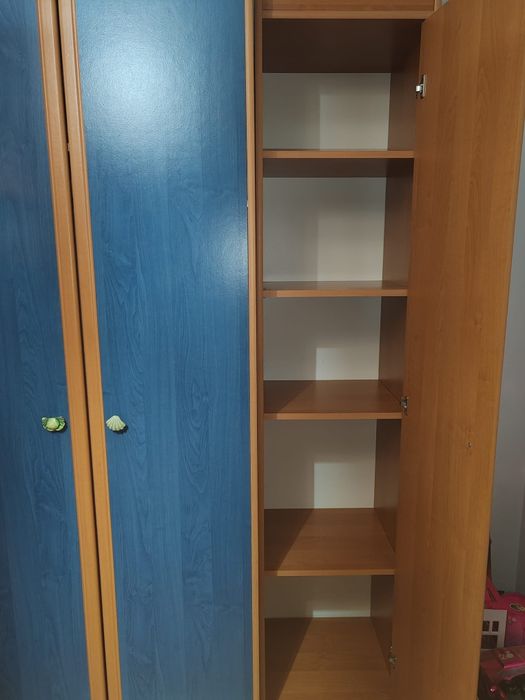 Mobila camera copii + gratuit birou fetita