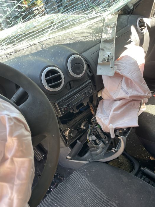 Dacia logan / дачия логан 1.5 DCI 2009 на части