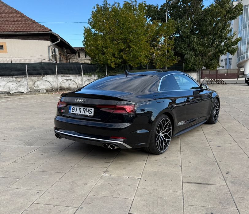 Vand Audi S5 coupe, negru