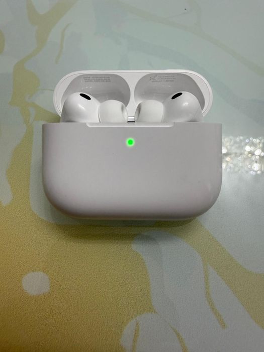 Căști AirPods Pro 3