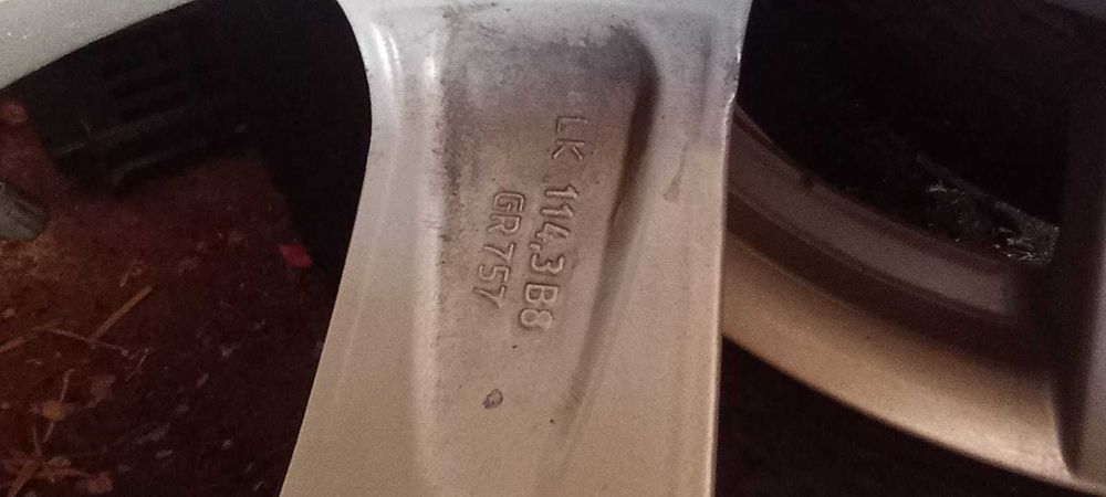 Jante + cauciucuri iarna 215/60 R17 Pirelli