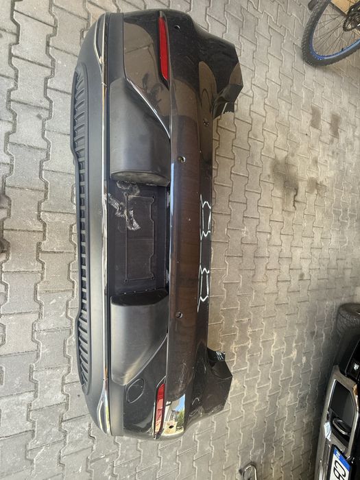 Mercedes EQE задна броня