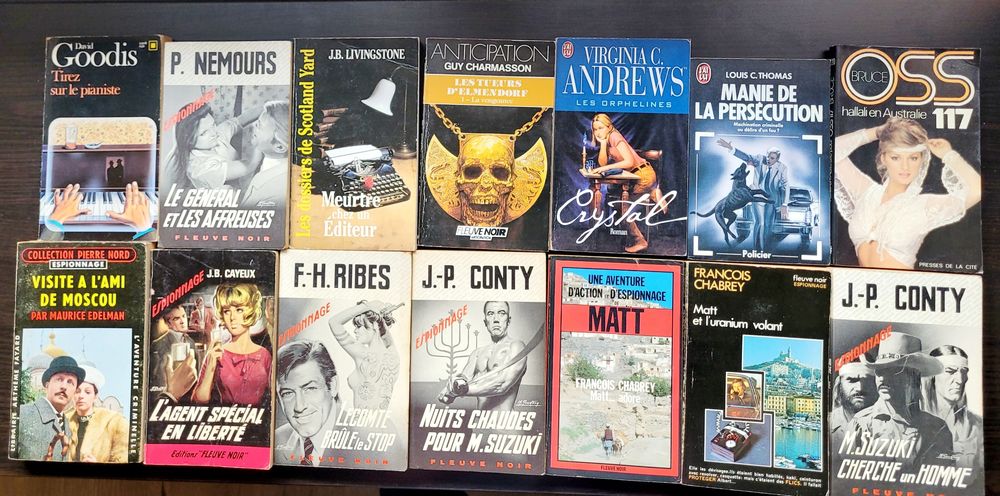 Колекция криминални и шпионски романи на френски език