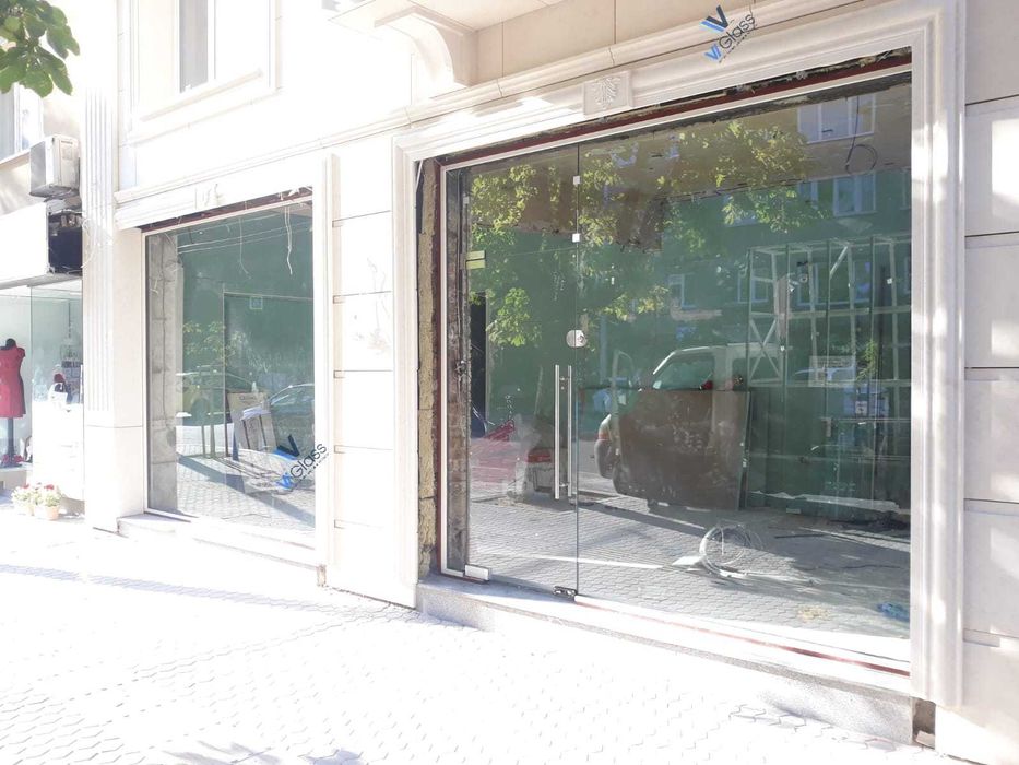 Стъклено плъзгане и офис прегради