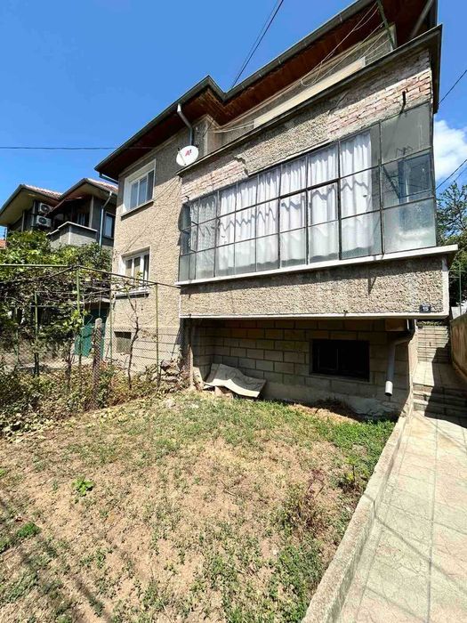 Продава се Етаж от къща в Горна Оряховица - 95 кв.м за 758 €/кв.м - Снимка #1