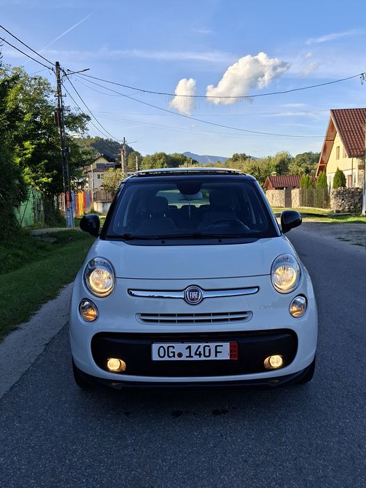 FIAT 500 LOUNGE * LIVING * 7 Locuri * EURO 6 * Panoramic Mare* Car Play * Tempomat* Navigatie * Climă * 0.9 Benzină * Piele * Pdc* Import 1 ZI* EURO 6