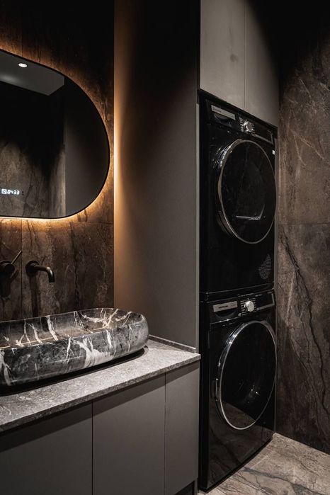 НОВОСТРОЙКА Яккасарой район  2/8/12 С дизайнерский ремонтом и обстанов