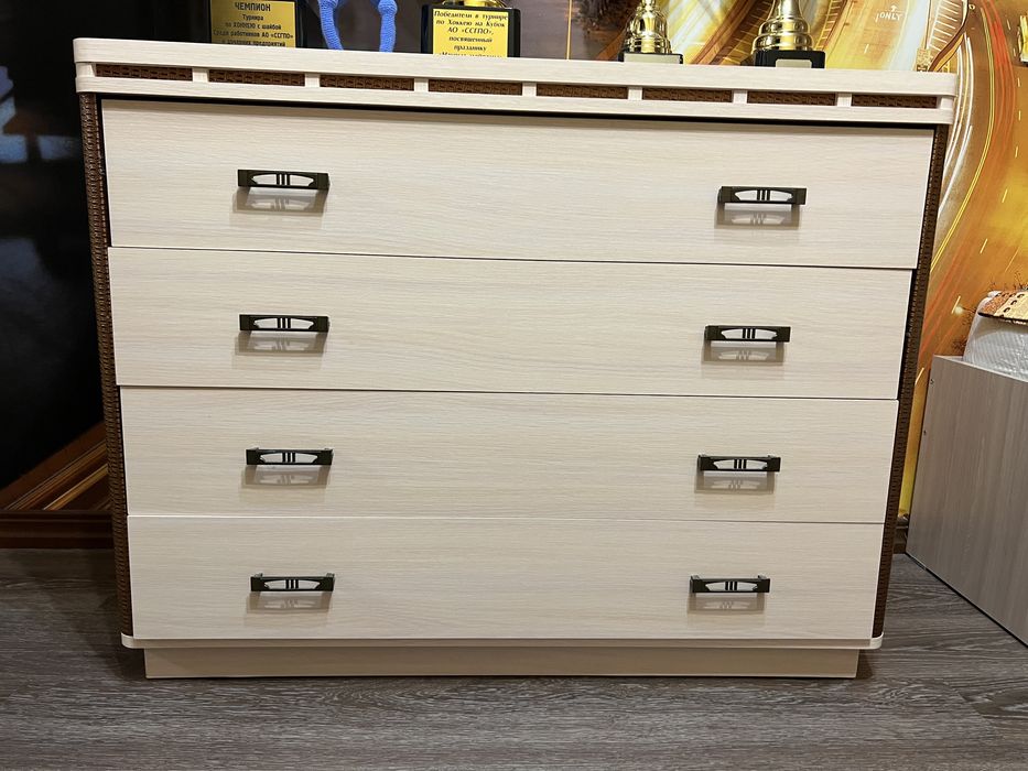 Спальный гарнитур