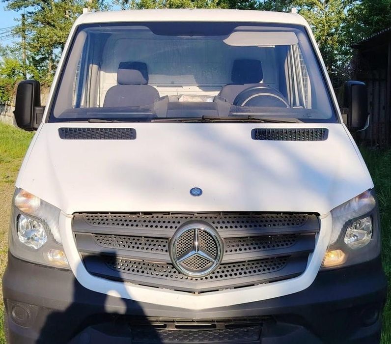 Autoutilitară N1 Mercedes
Culoare: Alb gri
Nr. Locuri: 2
Diesel
An fabricație: 2016
Unic proprietar
Bena se basculează atât lateral, cât și pe spate