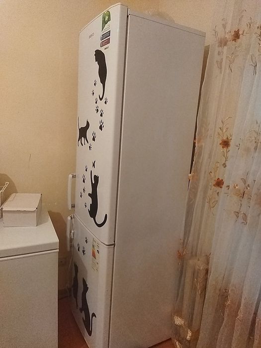 Холодильник продам
