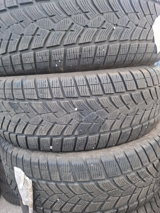 255 65 18 4броя зимни дот0525 Goodyear цената е за 1бр