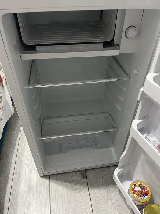 Холодильник продам