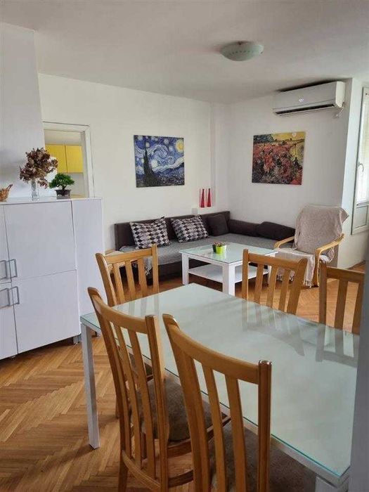 Дава се под наем Тристаен апартамент в Пловдив, Беломорски - 92 кв.м за 443.7 € - Снимка #1