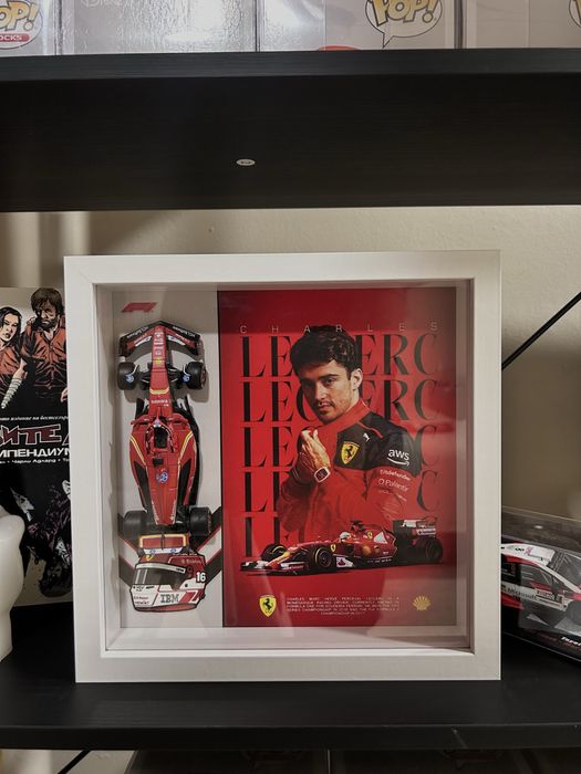 Уникални арт рамки с метални модели коли - 1:64 / 1:43 / 1:24