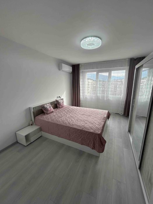 Продавам двустаен апартамент в гр. Перник кв. Изток