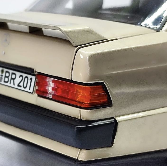 Масштабные модели 1/18