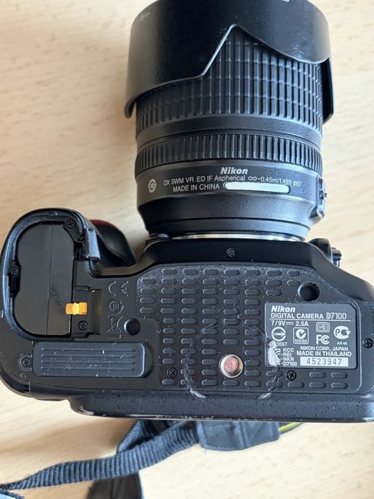 Фотоаппарат Nikon D7100