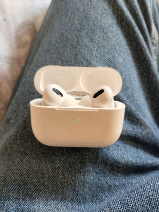 Продам airpods pro 1