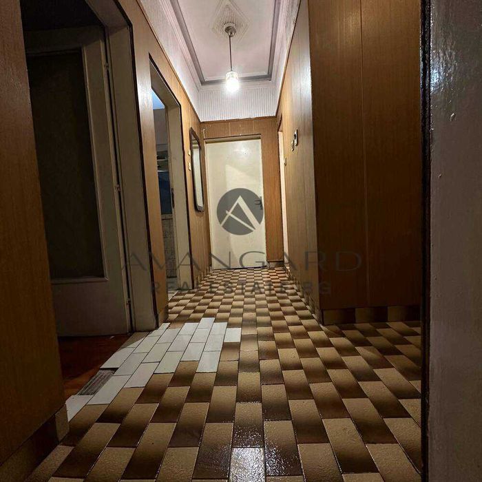 Продава се Тристаен апартамент в Пловдив, Изгрев - 92 кв.м за 463 €/кв.м - Снимка #9