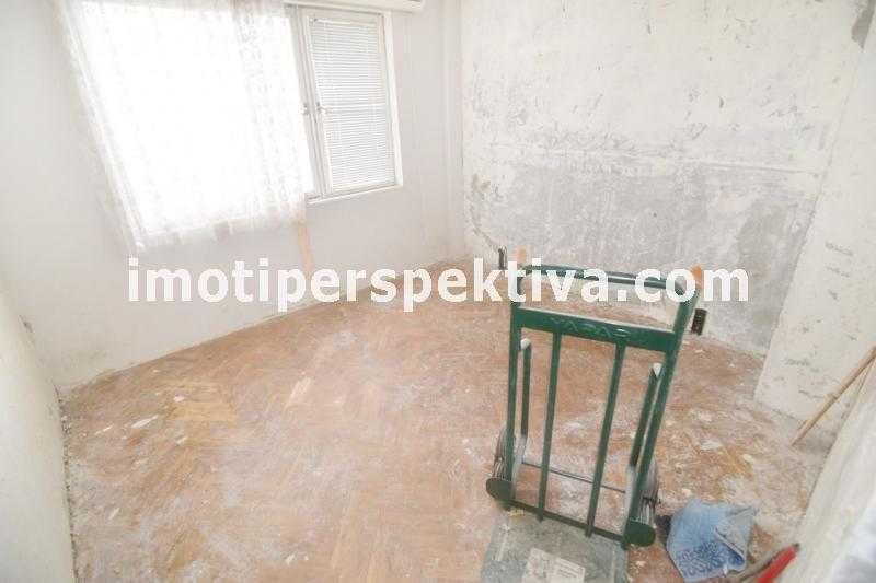 Продава се Тристаен апартамент в Пловдив, Христо Смирненски - 64 кв.м за 742 €/кв.м - Снимка #1