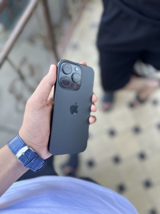 Iphone 15 pro Black Platinum